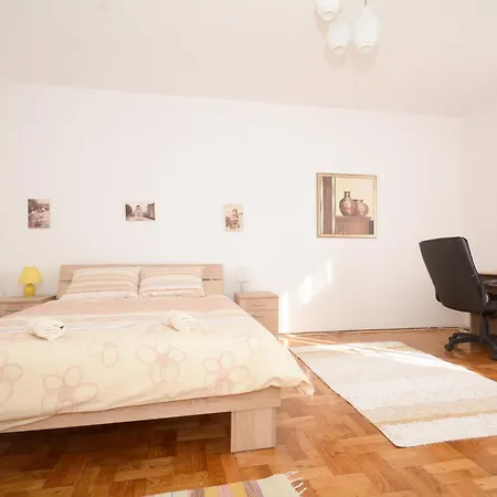 Apartments City Hall Βελιγράδι Δωμάτιο φωτογραφία