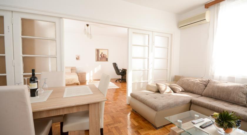 Hall Appartamento Belgrado